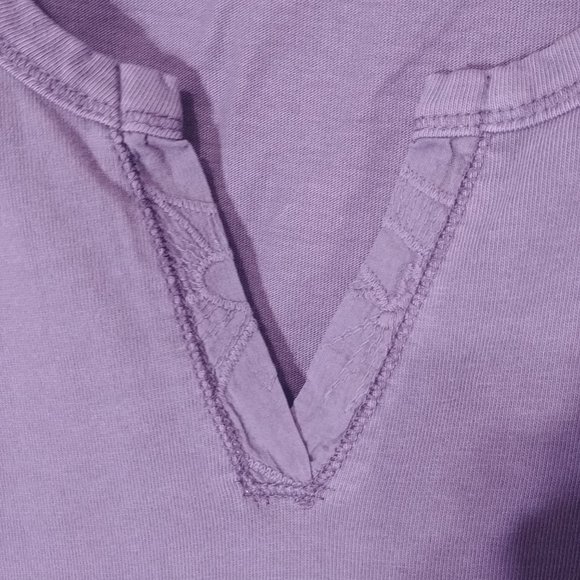 Woolrich Womens Split Neck Tee - Size XS - Pre-owned - UFPSRV - Picture 3 of 8